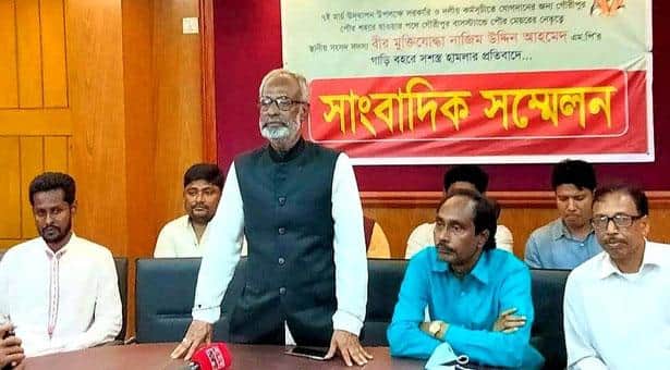 এমপির গাড়ি বহরে পৌর মেয়রের হামলা!