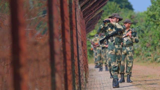 সীমান্তে অপরাধ কমলেই প্রাণহানি বন্ধ হবে : বিএসএফ