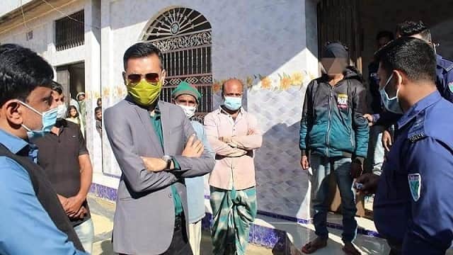 বাবা-মাকে মারধর করে জেলে গেল ছেলে