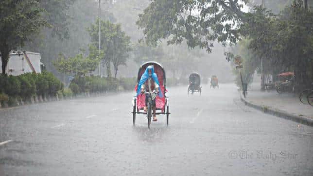 কাল থেকে সারাদেশে ভারি বৃষ্টির আভাস
