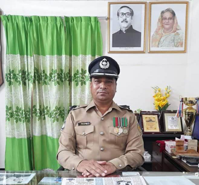 শিবালয়ে পরিবহন সেক্টরকে চাঁদাবাজ মুক্ত ঘোষণা ওসির