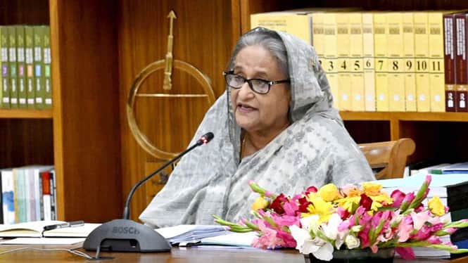 দেশের প্রতিটি পরিবারকে সঞ্চয় করার অনুরোধ প্রধানমন্ত্রীর
