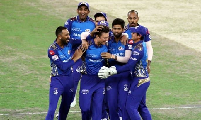 শিরোপা জিততে মুম্বাইয়ের টার্গেট ১৫৭ রান