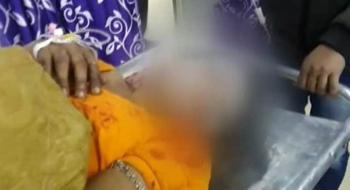 ছেলে না মেয়ে জানতে অন্তঃসত্ত্বা স্ত্রীর পেট কাটলেন স্বামী