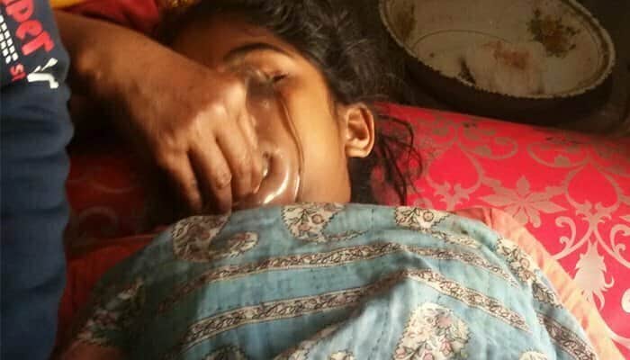 স্পর্শকাতর স্থানে হাত দেওয়ায় স্কুলছাত্রীর কাণ্ড