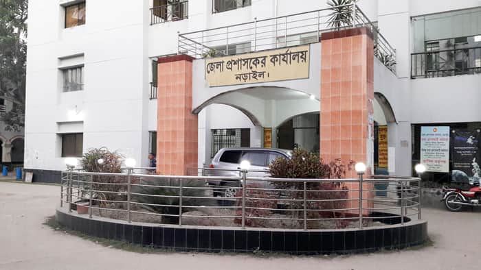 নড়াইল ডিসি কার্যালয়ের কর্মকর্তাসহ আক্রান্ত ৯