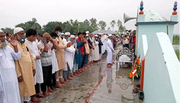 বাবা-মার কবরের পাশে চিরনিদ্রায় শায়িত হলেন এমপি ইসরাফিল আলম