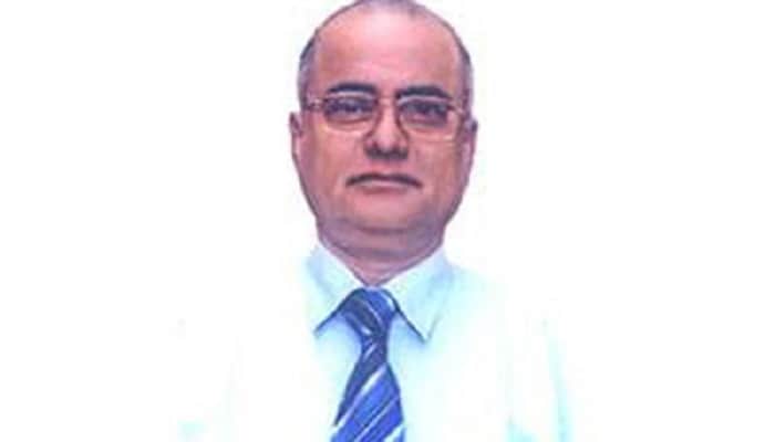 করোনায় আক্রান্ত সাবেক আইন সচিব লাইফ সাপোর্টে