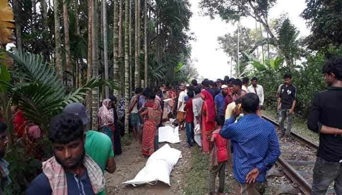 রেললাইনের ওপর ঘুমিয়ে প্রাণ গেল তিন যুবকের
