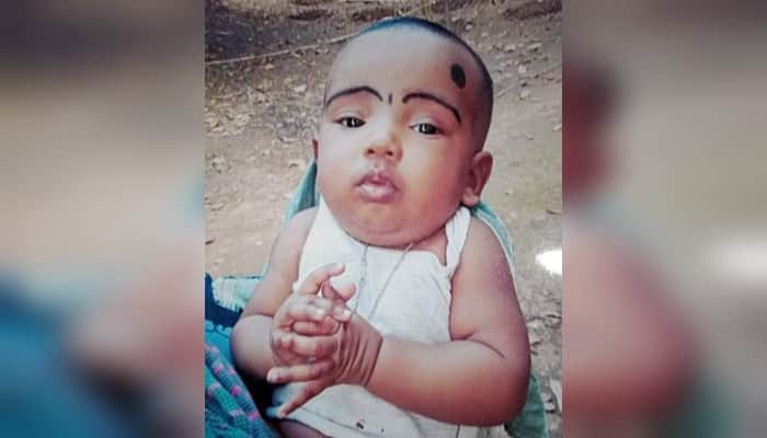 এক দম্পতির কন্যাশিশুকে নিয়ে পালিয়েছে অপর দম্পতি