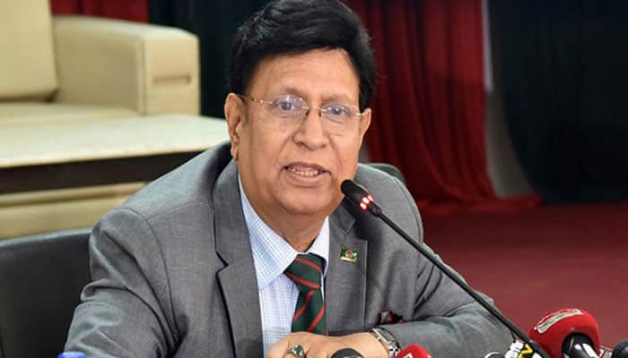 সরকারি চাকরিজীবীদের একহাত নিলেন পররাষ্ট্রমন্ত্রী