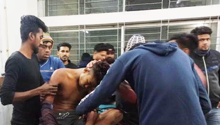 থার্টি ফার্স্টের অনুষ্ঠানে সংঘর্ষ, দুজনকে কুপিয়ে জখম