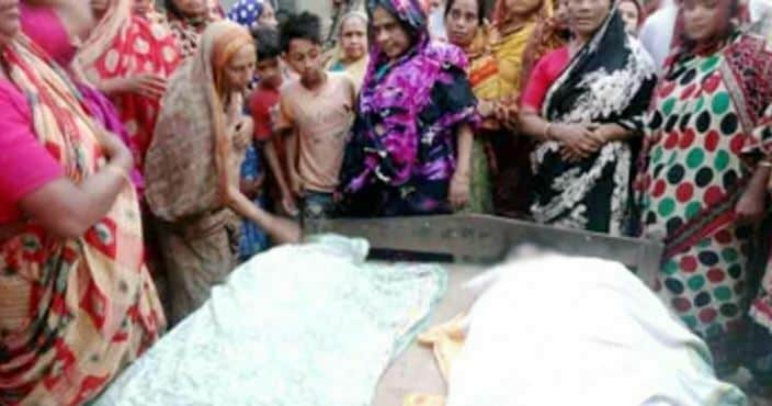 বিদ্যুতের তারে জড়িয়ে একসাথে প্রাণ গেল মা-ছেলের