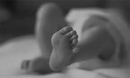 জেলের জালে উঠে এলো কার্টনে মোড়ানো ২ নবজাতকের মরদেহ