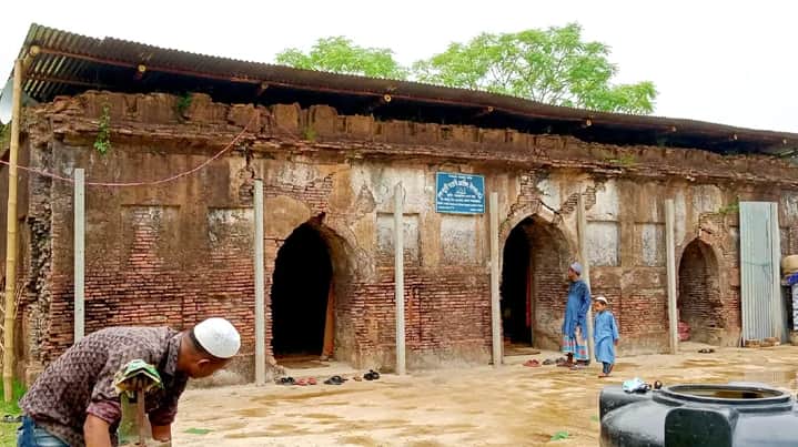 ১২০০ বছর পর গায়েবি মসজিদে হঠাৎই আজানের সুর!