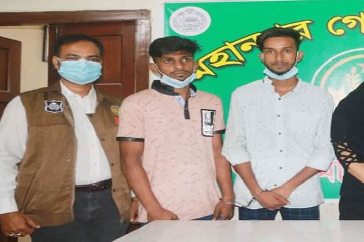 অ’শ্লীল ভিডিও ধারণরত অবস্থায় টিকটক তারকা ধরা, অতঃপর..