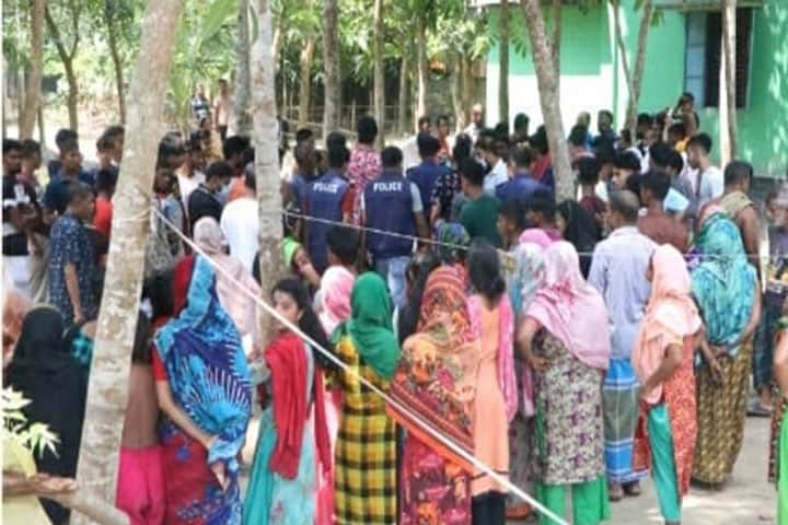 স্ত্রীর বড় ভাইয়ের বউকে বিয়ের পর..