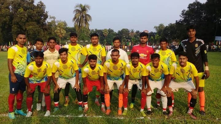 শিবপুরে মরহুম মনসুর আহম্মেদ স্মৃতি ফুটবল টুর্নামেন্টের উদ্বোধন