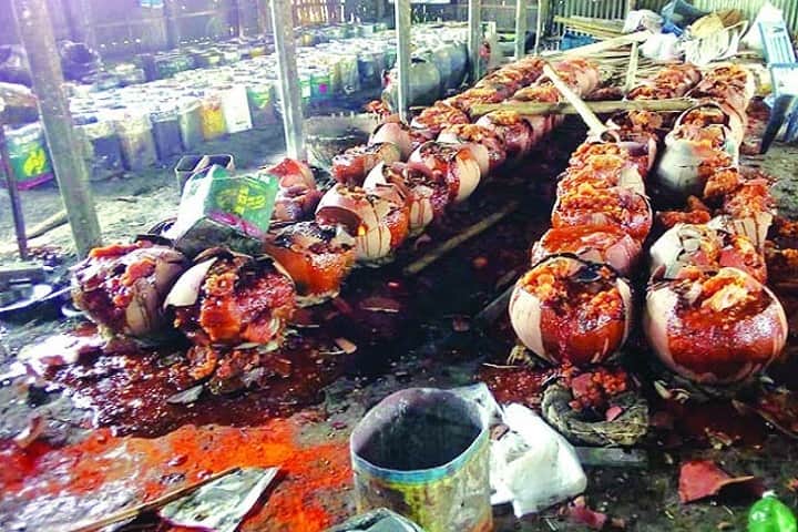 ‘খাটি’ আখের গুড়ের নামে আমরা এসব কী কিনে খাচ্ছি !
