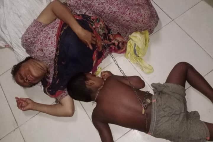 শিকলবন্দি-জীবন