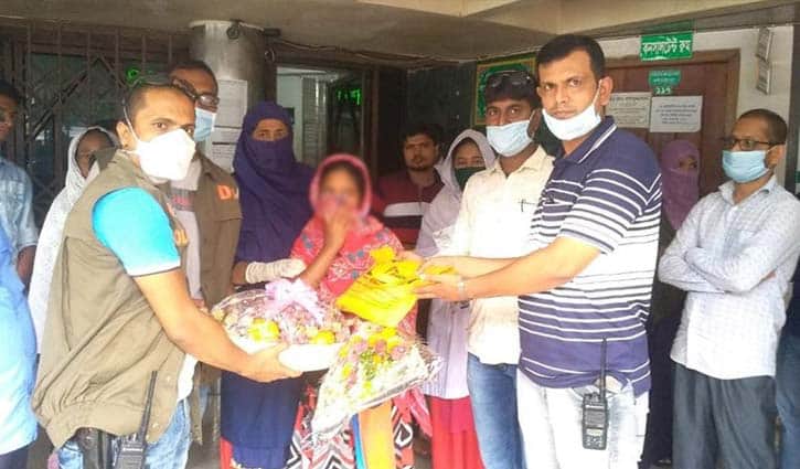 রোকেয়ার ঈদ রাঙিয়ে দিলো পুলিশ