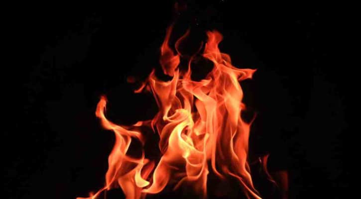 রাজারবাগ পুলিশ লাইনসের ক্যান্টিনে আগুন