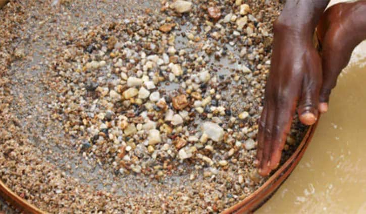একরাতেই ৩৪ লাখ টাকার মালিক