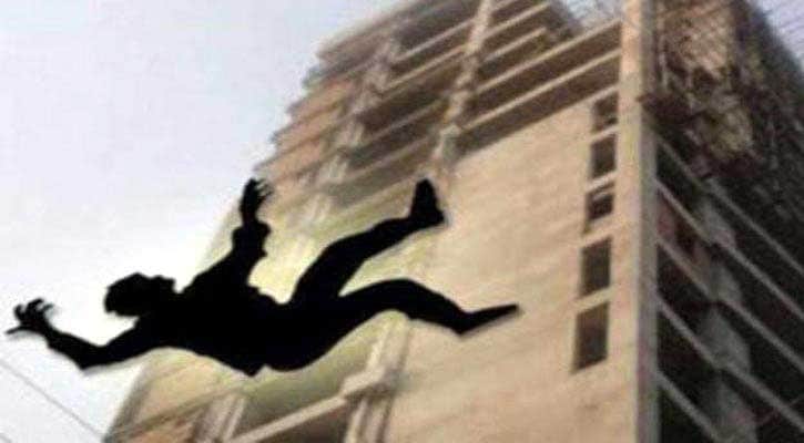 রাজধানীতে ভবন থেকে পড়ে ঠিকাদারের মৃত্যু