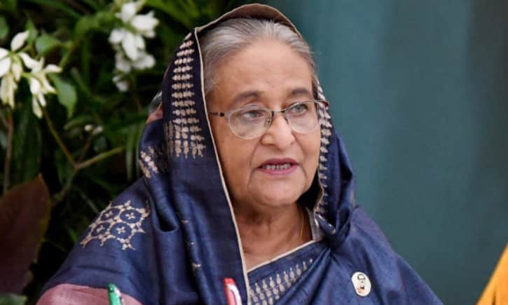 স্যার আমাকে ক্ষমা করবেন: প্রধানমন্ত্রী