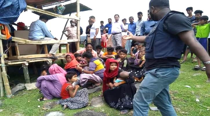 ভাসানচর থেকে পালিয়ে আসা শিশু ও নারীসহ ১৯ রোহিঙ্গা আটক