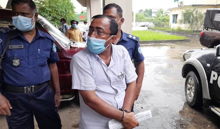 বিদ্যালয়ে চাঁদা নিতে গিয়ে সাংবাদিক গ্রেফতার