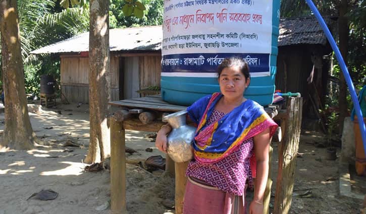 পাহাড়ী নারী