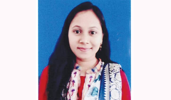 সমাজ উন্নয়ন ক্যাটাগরিতে জেলার শ্রেষ্ঠ জয়িতা নুসরাত কবির