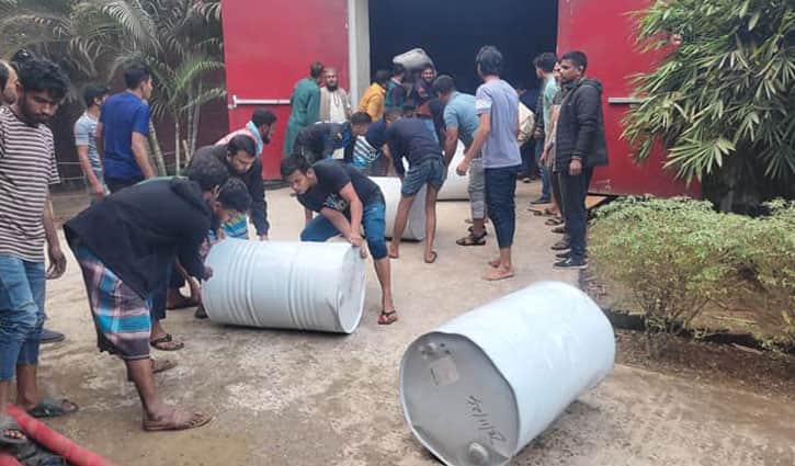 গাজীপুরে বোতাম তৈরি কারখানায় আগুন, নিহত বেড়ে ৩