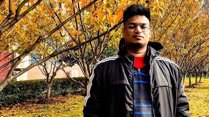 ‘চীনে আমরা কঠিন মুহূর্ত পার করছি, আল্লাহ যেন রক্ষা করেন’