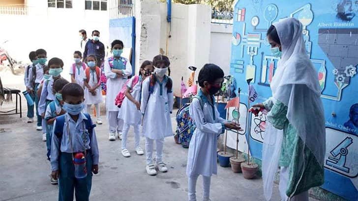 ৩০ সেপ্টেম্বর প্রাইমারি স্কুল খুলে দিচ্ছে পাকিস্তান