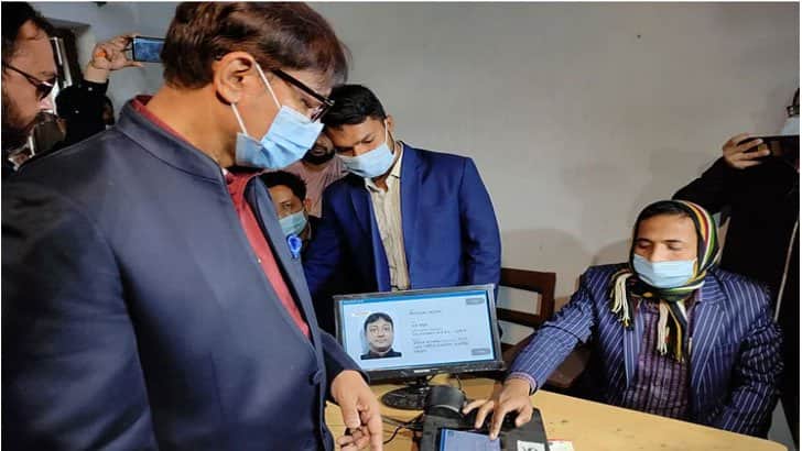 সব কেন্দ্র থেকে এজেন্টদের বের করে দেওয়ার অভিযোগ বিএনপি প্রার্থীর