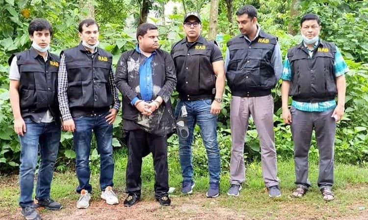 একই সীমান্ত দিয়ে আগেও ভারতে পালিয়েছিলো সাহেদ