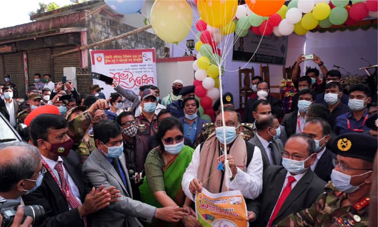 আল্লামা শফির মৃত্যু নিয়ে মামলা করেছেন সংক্ষুব্ধরা, সরকারের কিছু করার নেই: স্বরাষ্ট্রমন্ত্রী