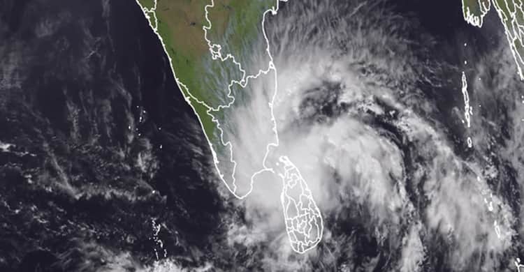আঘাত হানবে শক্তিশালী ঘূর্ণিঝড় ‘বুরেভি’, প্রস্তুত শ্রীলঙ্কা