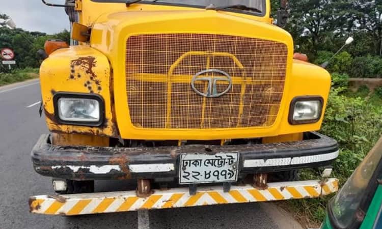 ব্রাহ্মণবাড়িয়ায় ট্রাকের সঙ্গে প্রাইভেটকারের ধাক্কা, নিহত ৩