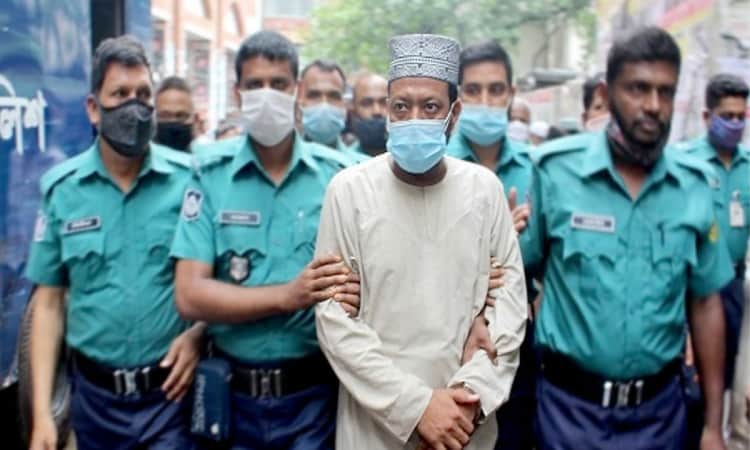 আদালতে ‘দোষ স্বীকার’ করে জবানবন্দি আমির হামজার