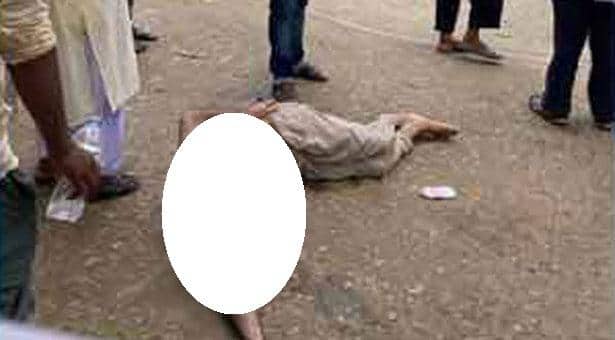 রাস্তায় পড়ে মারা গেলেন মুয়াজ্জিন, এগিয়ে আসেনি কেউ!