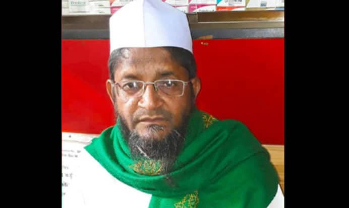 ফজরের নামাজ পড়ানোর সময় ইমামের মৃত্যু