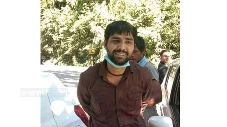 এসআই আকবরের মোবাইলফোন ও সিম কার্ড উদ্ধার