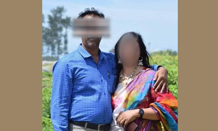 জেলার শ্রেষ্ঠ শিক্ষক-শিক্ষিকার একাধিক ‘অন্তরঙ্গ’ ছবি ফেসবুকে