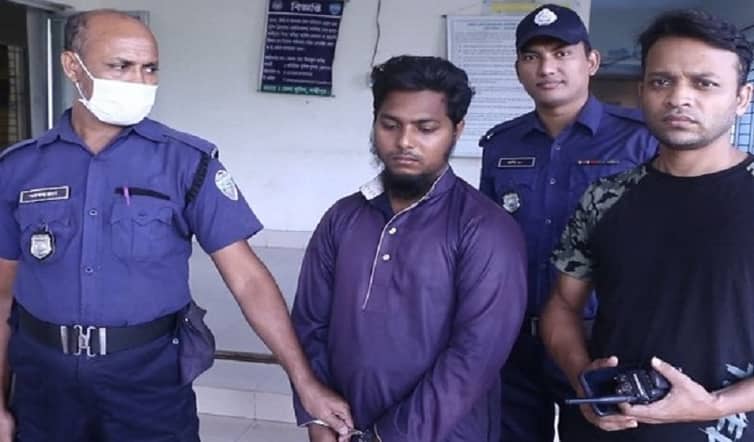 ভয় দেখিয়ে ৬ ছাত্রকে বলাৎকার, মাদ্রাসা শিক্ষক আটক