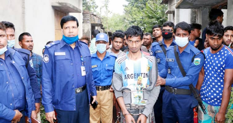 ২২ দিনের সন্তানকে কুপিয়ে মেরে ফেলল বাবা