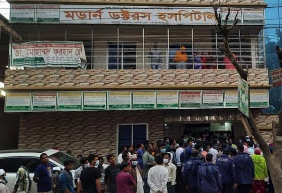 সখীপুরে প্রসূতির মৃত্যু, হাসপাতালে ভাঙচুর