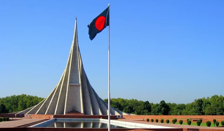 সারাদেশে মহান বিজয় দিবস উদযাপিত